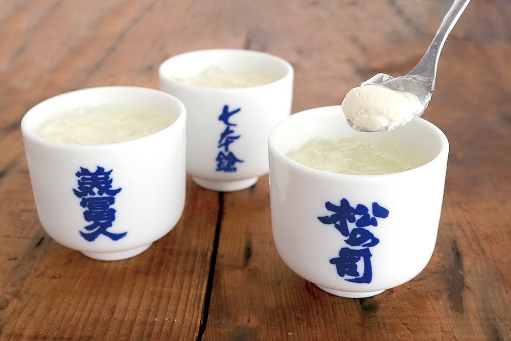 酒ゼリーのせ